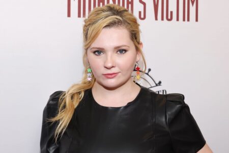 Abigail Breslin’s Evolution: From Little Miss Sunshine to Hollywood Icon