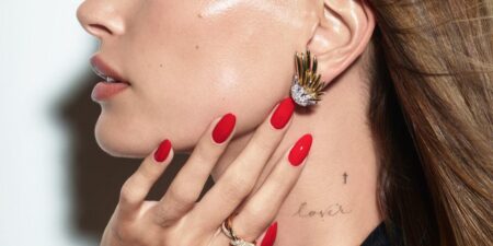 Hailey Bieber’s Iconic Nail Looks – How to Recreate Her Perfect Manicure
