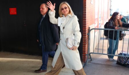 Kate Hudson’s Tote Bag Trend – Where Functionality Meets Fashion in 2025