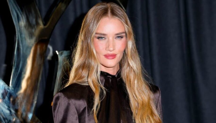 Rosie Huntington Whiteley’s Draped Cape Gown Is Red Carpet Magic
