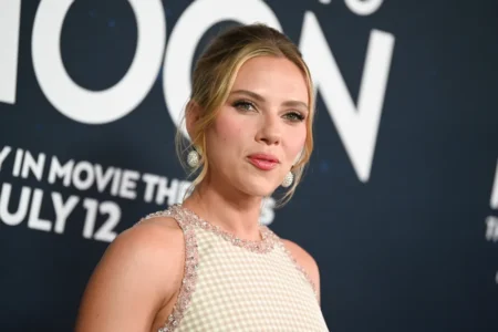 Scarlett Johansson’s Hair Transformations: Iconic Looks Over the Years
